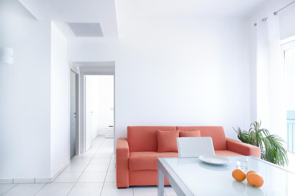 Vuelle Residence Apartments Capo dʼOrlando Værelse billede